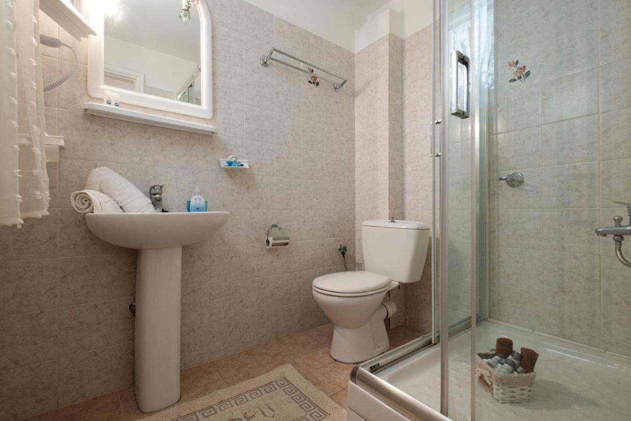 Eftyxia Apartments Παλαιοκαστρίτσα Εξωτερικό φωτογραφία